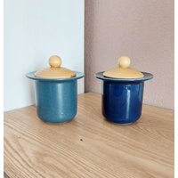 Vintage Höganäs Keramikdose Mit Deckel Set 2, Keramik Apothekergläser, Schweden, 1960Er Jahre von AntikHausCrafts