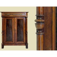 1880Er Vertiko Antik Gründerzeit Nußbaum Säulen Kommode Schrank Von 1880 1880Er Vertiko Antik Gründerzeit Nußbaum Säulen Kommode Schrank Von 1880 von AntikVersand