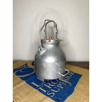 Milchkanne, Alte Milchkanne, Große Milchkanne, Milchkanne Aluminiumantik, Ostern, Weihnachten von AntikZeitlosSchoen