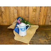 Valentinstag Geschenk, Emaille Kanne, Emaille Wasserkessel, Teekanne von AntikZeitlosSchoen