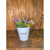 Valentinstaggeschenk Emaille Eimer , Kübel Wassereimer Alter Pflanztopf von AntikZeitlosSchoen