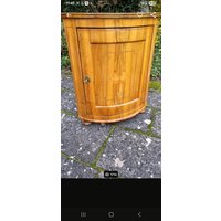Eckschrank Kommode Schrank Antikmöbel Möbel Kostenlose Lieferung Massivholz Antiker Antik Eckschrank Kommode Schrank Antikmöbel Möbel Kostenlose Lieferung Massivholz Antiker Antik von AntikZellingen