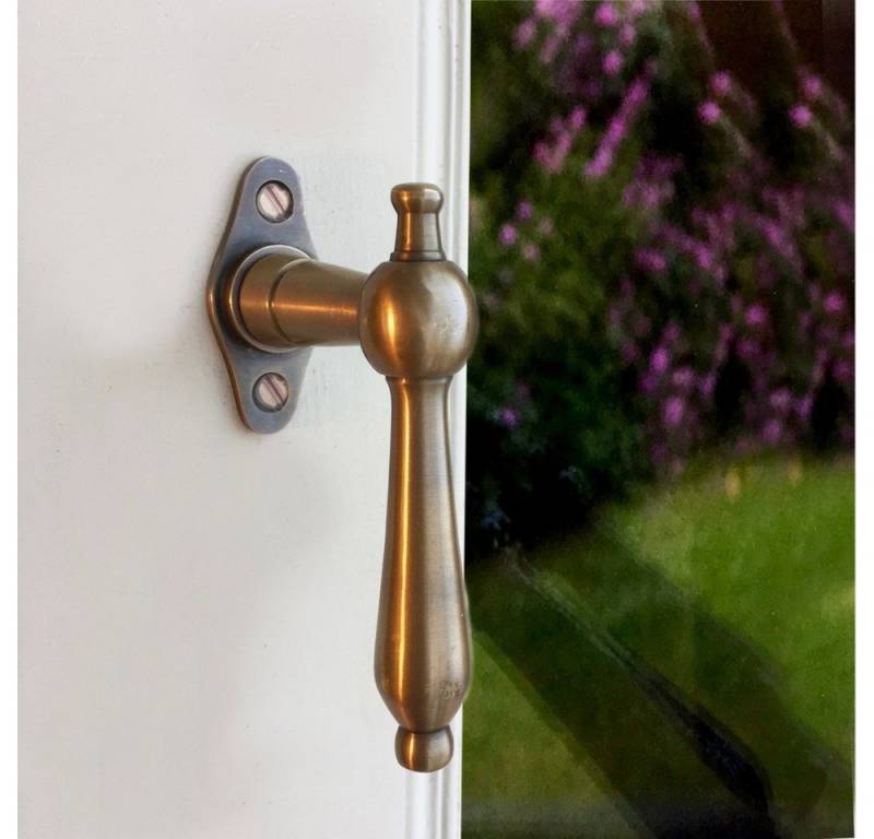 Antikas Fensterbeschlag Fenstergriff - Fensteroliven Messing Fenstergriffe Vintage Antikas Fensterbeschlag Fenstergriff - Fensteroliven Messing Fenstergriffe Vintage von Antikas