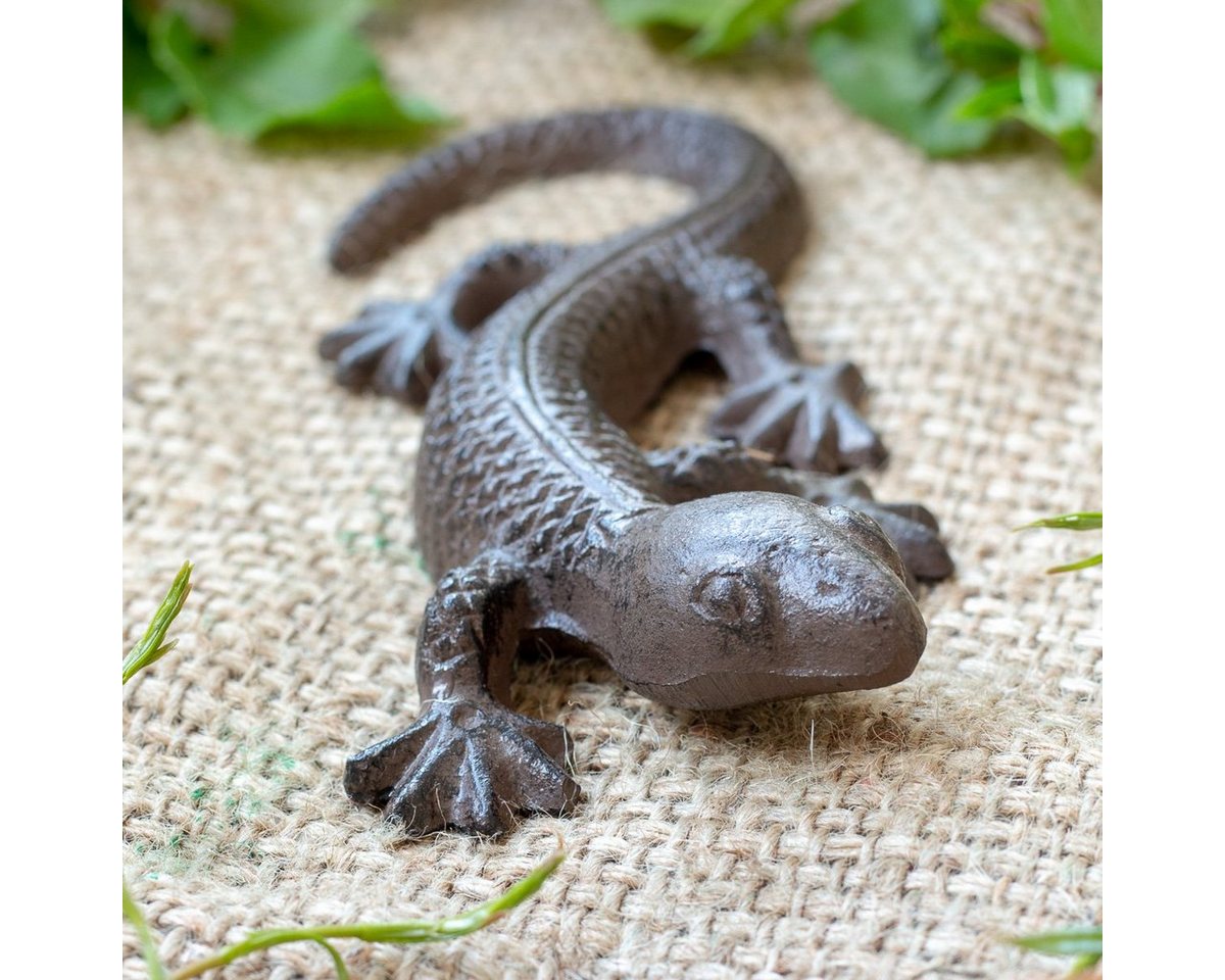 Antikas Gartenfigur Hübscher Gecko Eidechse als Dekoration, Salamander aus Gusseisen von Antikas