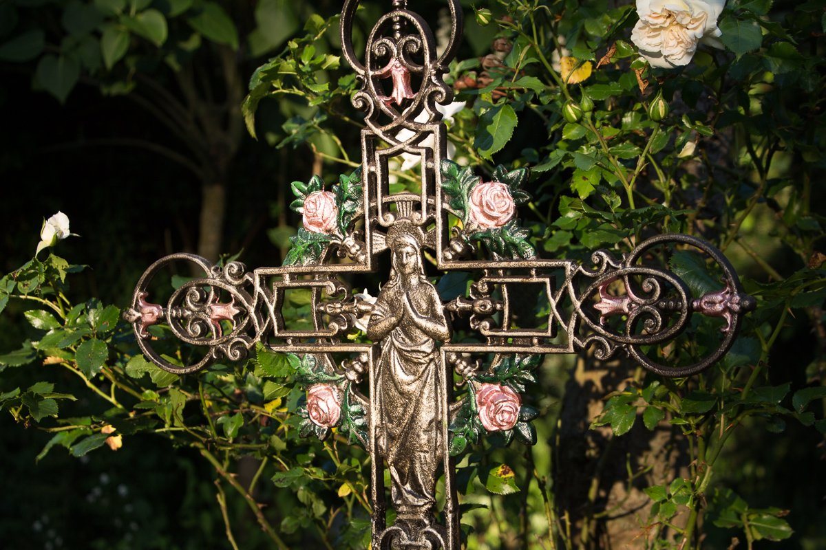Antikas Gartenfigur Romantisches Kreuz stehend Schmuck für Grab Tierbestattung Friedhof von Antikas