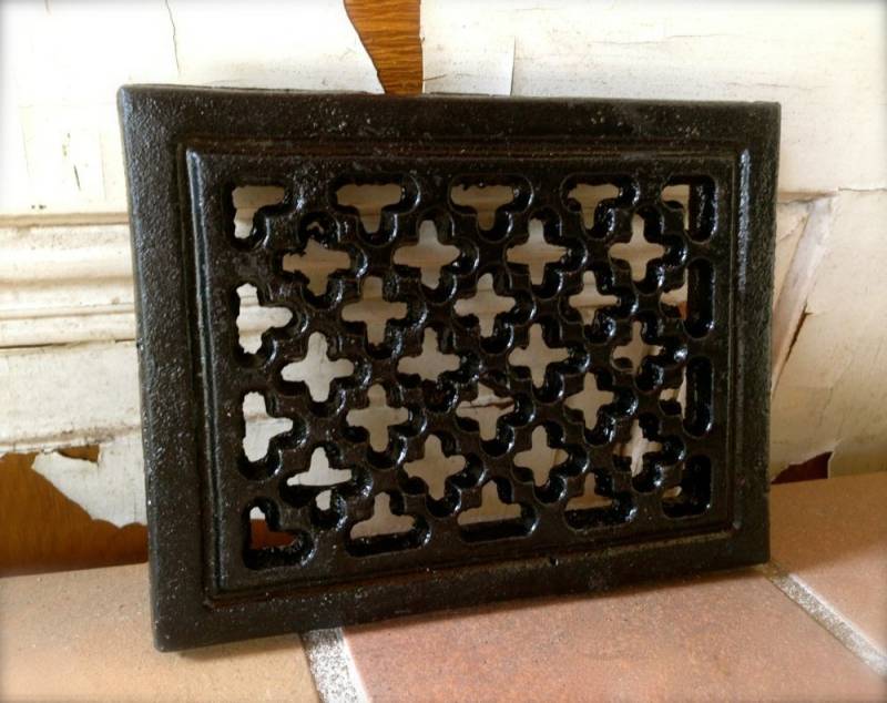 Antikas Wanddekoobjekt Warmluftgitter Lüftungsgitter für Kachelofen Luftabzug Warmluft Kamin von Antikas
