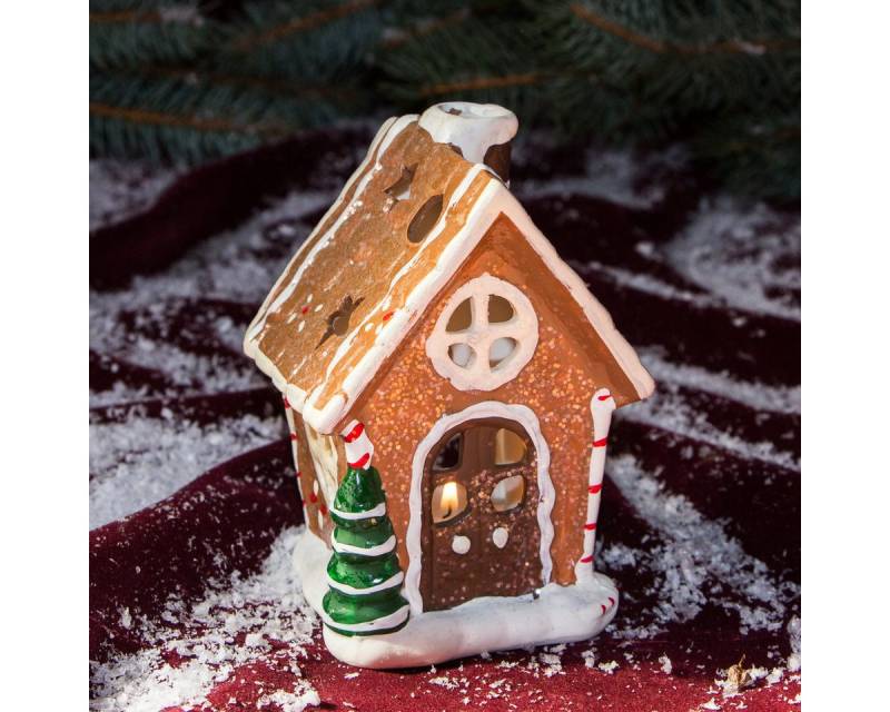 Antikas Weihnachtsfigur Pfefferkuchenhaus als Teelichthalter, hübsches Windlicht aus Porzellan von Antikas