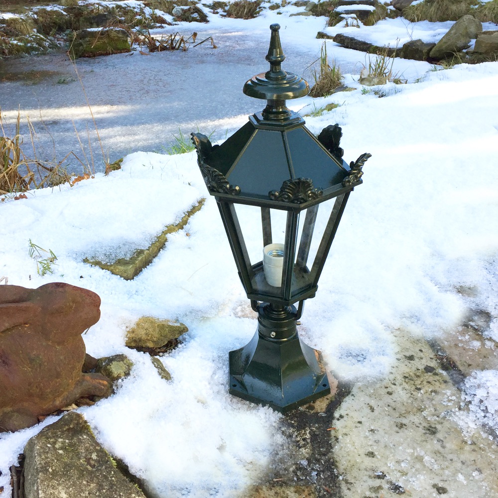 Sockelleuchte Aussenleuchte kleine Lampe für den Gartenweg Beleuchtung - H.61 cm von Antikas