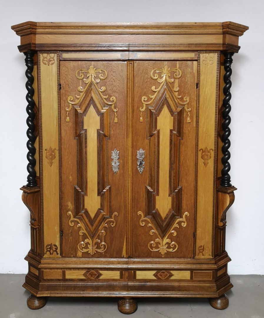Fr?h Barockschrank Eiche / Esche 1700 Jahrhundert von Antikhof Br?ck