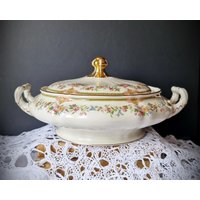 Schöne Alte Gemüseschüssel - Deutsches Porzellan Krautheim Astrid Muster Servierschüssel Mit Deckel Elfenbein Bavarian China Top 1 L von AntiqueBoutiqueIdeas