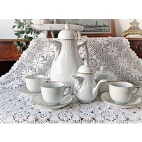 Seltene Vintage Fürstenberg Mokkatasse Für 3 Gesicht Teekanne, Milchkännchen, Weiß & Gold, Deutschland 70Ml von AntiqueBoutiqueIdeas