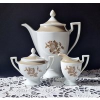 Koeniglich Tettau Teekanne Set Graue Rose Porzellan 1L Koeniglich Tettau Teekanne Set Graue Rose Porzellan 1L von AntiqueBoutiqueIdeas