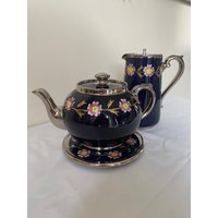 Antike Silberne Teekanne Mit Ständer Und Krug von Antiqueboutiqshop