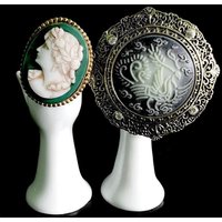 Jugendstil Tschechoslowakei Antike Brosche Kamee Vintage Mit Portrait/Pfau von Antiquecuriosajane