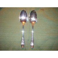 2 Oneida "Chippendale Aka Adair" 1919 Servierlöffel Vorbesitz 1900-40 International 2 Oneida "Chippendale Aka Adair" 1919 Servierlöffel Vorbesitz 1900-40 International von AntiqueologyToday