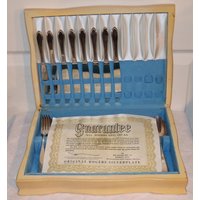 International-Rogers & Bro "Luftberry" Silber Besteck Set - 1915 Original Box Und Zertifikat 50stk Silberplate von AntiqueologyToday
