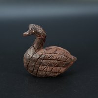 Vintage Handgefertigte Hölzerne Ente Statue Figur Wohnkultur Fein Geschnitzte Alte Antike Sammlerstück Nepal von AntiquesFromAsia