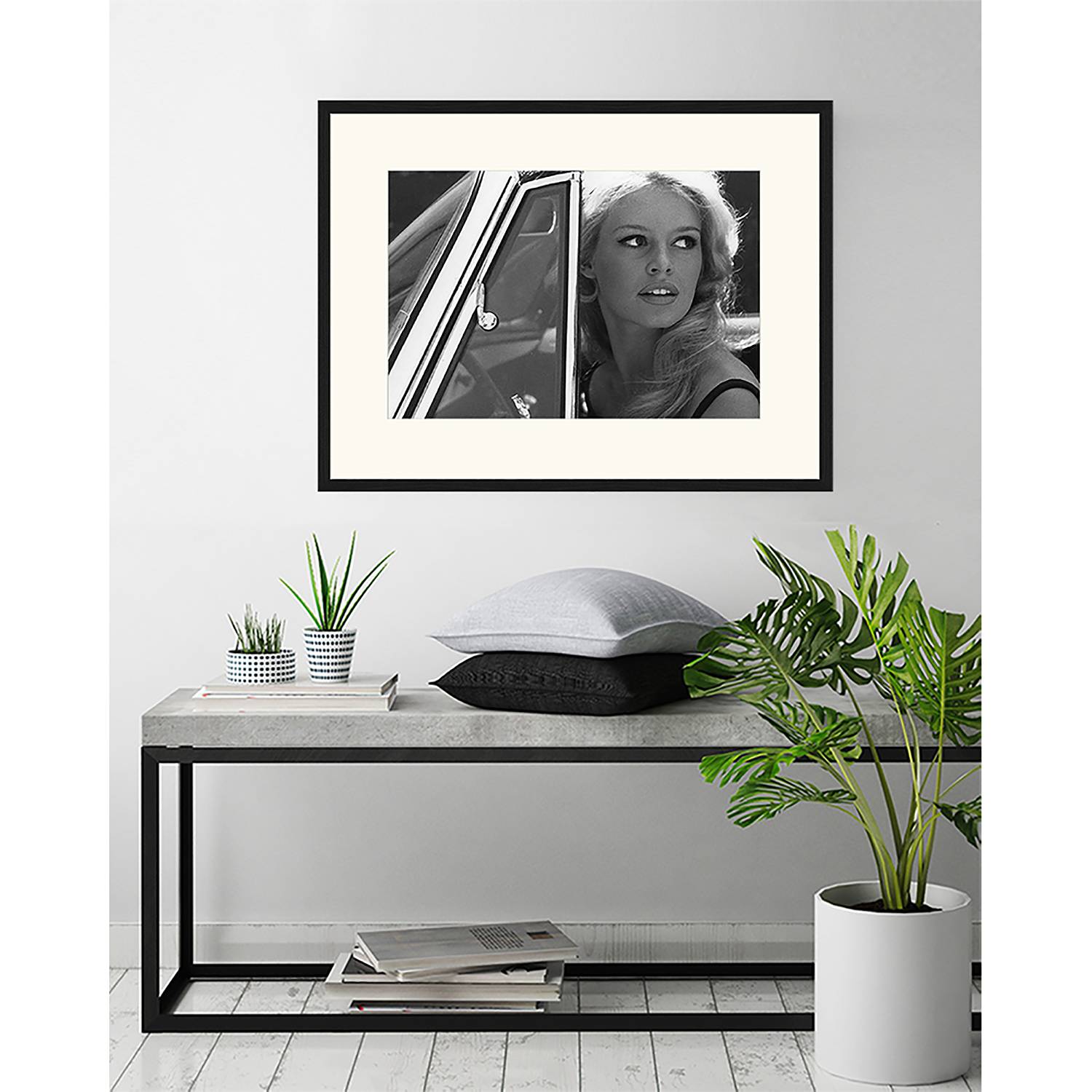 Bild Brigitte Bardot driving Bild Brigitte Bardot driving von Any Image