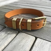 Luxus Hundehalsband in Tan Vegetan Leder Und Massivem Messing Hardware Luxus Hundehalsband in Tan Vegetan Leder Und Massivem Messing Hardware von AnyaSushkoDesign