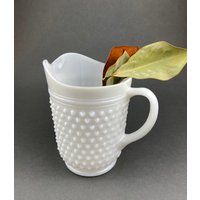 Glaskrug. Vintage Milch Große Hobnail Wasser Oder Saft Krug. Anchor Hocking Krug Vase. Geschenk Für Sie von AnythingDiscovered