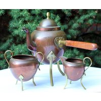 Kupfer Kaffeekanne, Sahne Und Zucker Set. Kaffee Servierschalen Mit Messing Füße Griffe. Antike Sammlerstücke von AnythingDiscovered