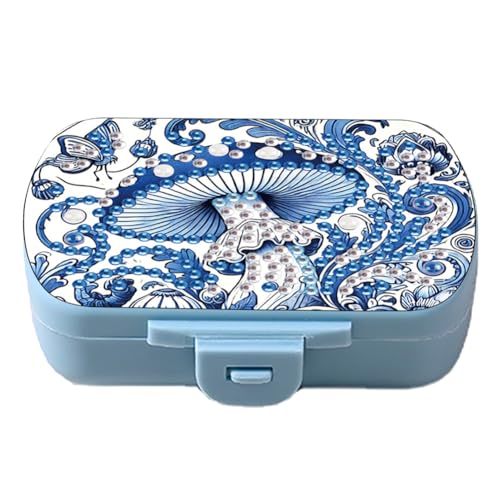 Aodejoy Tablettenbox, Diamond Painting Pillendose für Unterwegs 6 Fächer Handlicher Medikamentenbox Leicht Zu für Reise & Tägliches Gebrauch Öffnen Tablettendose 6 Tage-Pilz Aodejoy Tablettenbox, Diamond Painting Pillendose für Unterwegs 6 Fächer Handlicher Medikamentenbox Leicht Zu für Reise & Tägliches Gebrauch Öffnen Tablettendose 6 Tage-Pilz von Aodejoy