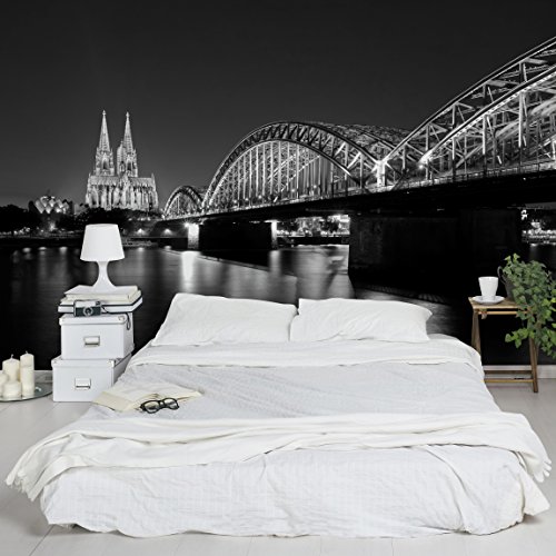 Apalis 94684 Vlies / Fototapete Köln bei Nacht II Breit | Vlies Tapete Wandtapete Wandbild Foto 3D Fototapete für Schlafzimmer Wohnzimmer Küche | Größe: 190x288 cm von Apalis