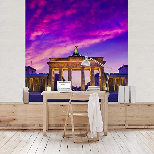 Apalis Vliestapete Das ist Berlin! Fototapete Quadrat | Vlies Tapete Wandtapete Wandbild Foto 3D Fototapete für Schlafzimmer Wohnzimmer Küche | Größe: 192x192 cm, rosa, 97579 von Apalis