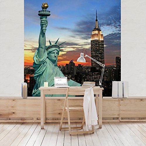 Apalis Vliestapete New York at Night Fototapete Quadrat | Vlies Tapete Wandtapete Wandbild Foto 3D Fototapete für Schlafzimmer Wohnzimmer Küche | Größe: 240x240 cm, mehrfarbig, 97862 von Apalis