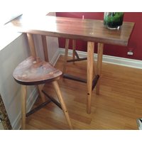 Tisch Und Hocker in Nussbaum Esche von AppalachianJoinery