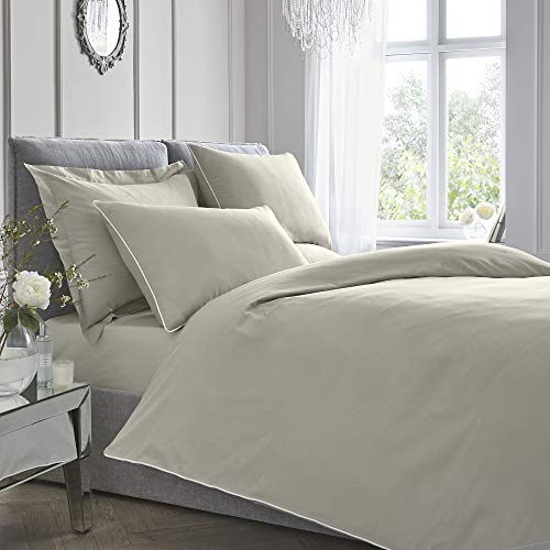 Appletree 200TC Plain Dye Bettwäsche-Set, Doppelbettgröße (200 x 200 cm), Taupe, einfarbig, weich und luxuriös, 100% Baumwolle, paspelierte Kanten, Silberbeige, Silber, Doppelbett Appletree 200TC Plain Dye Bettwäsche-Set, Doppelbettgröße (200 x 200 cm), Taupe, einfarbig, weich und luxuriös, 100% Baumwolle, paspelierte Kanten, Silberbeige, Silber, Doppelbett von Appletree