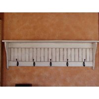 Holz Garderobenleiste | Primitives Wandregal Mit Haken Antikes Wohndekor-Regal 42 Zoll Breit Verwittertes Erbstück in Weiß von AppletreeWoodcrafts
