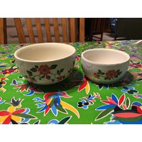 Vintage Hall's Kitchenware Paar Rote Mohn Schalen von ApronForest