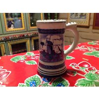 Vintage Keramik Delfts Handbemalter Bierkrug Mit Windmühlendesign - Holland Vintage Keramik Delfts Handbemalter Bierkrug Mit Windmühlendesign - Holland von ApronForest