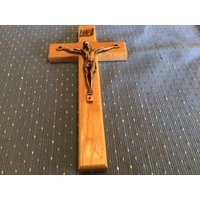 Vintage Kruzifix Aus Holz Mit Bronze Metall Christusfigur von ApronForest