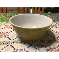 Vintage Pyrex Avocado Grün 2, 5 Quart Rührschale von ApronForest