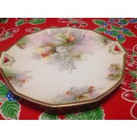 Vintage Schwarzburg Servierschüssel Mit Trauben-Designs, Handbemalt in Deutschland Vintage Schwarzburg Servierschüssel Mit Trauben-Designs, Handbemalt in Deutschland von ApronForest