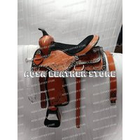 Neu Best Quality Western Buck Genähtes Lederfass Sattel Mit Frei Passendem Set, Vorder - Und Rückseite Cinches von Aqsaleatherstore