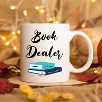Lustiger Becher Für Buchliebhaber, Buchhändler Becher, Lesebecher, Lustiges Geschenk Leser, Buchclub Geschenk, Bücherwurm Bibliothekar Lustiger Becher Für Buchliebhaber, Buchhändler Becher, Lesebecher, Lustiges Geschenk Leser, Buchclub Geschenk, Bücherwurm Bibliothekar von AquariansDream