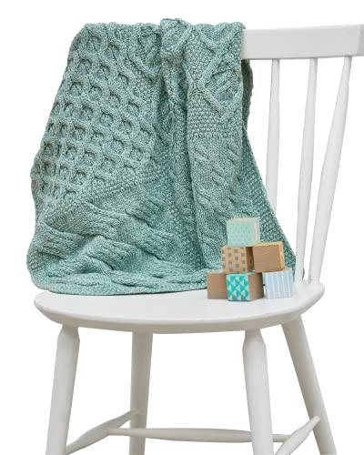 Irischer Aran Strickdecke Decke Überwurf Bettüberwürf | Supersoft Patchwork Sofa Blanket Wolldecke Kuscheldecke aus Merinowolle (22" x 32") (Seeschaumgrün) von Aran Woollen Mills