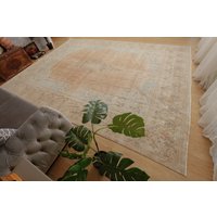 10X13 Wohndeko-Teppich, Beige-Orange-Blauer Teppich, Moderner Boho-Teppich, 9'9" X 13'2" Vintage-Teppich Im Used-Look 2307256761 von AreaRugStore