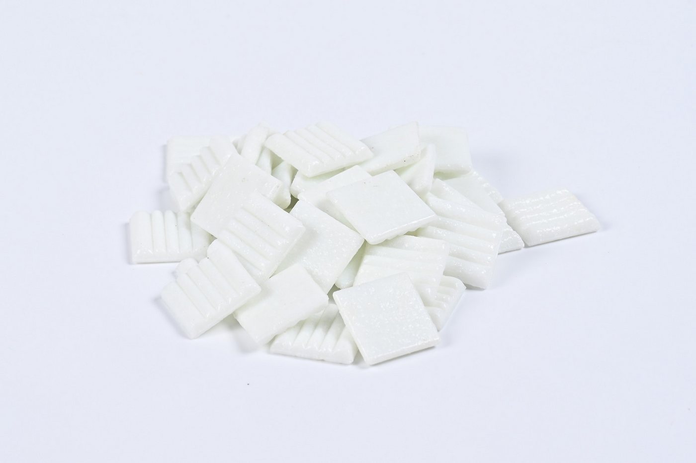 Armena Mosaikfliesen Mosaikfliesen Glasmosaik Bastelmaterial Mosaik DIY Wandfliesen 260g, weiss Armena Mosaikfliesen Mosaikfliesen Glasmosaik Bastelmaterial Mosaik DIY Wandfliesen 260g, weiss von Armena