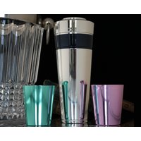 Cocktail Shaker Mit Zitruspresse Und 2x Trinkgläsern, East Germany von ArmoireAncienne