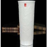 Große Vase Aus Weißem Porzellan, Reliefmuster - Ak Kaiser von ArmoireAncienne