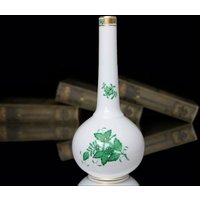 Kleine Porzellan Vase - Herend Apponyi Grün von ArmoireAncienne