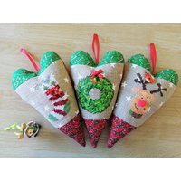 3 Muster, Hängekissen, "Joy" Türkissen, Wand - Oder Türdekoration Mit Kreuzstich Bestickt, Weihnachten, Einzeln Verkauft von ArmoireDeLaFee