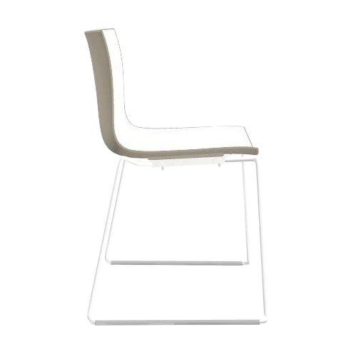Arper - Catifa 46 0278 Stuhl zweifarbig Kufe weiß - weiß/taubengrau/Außenschale glänzend/innen matt/Gestell weiß matt V12/neue Farbe von Arper