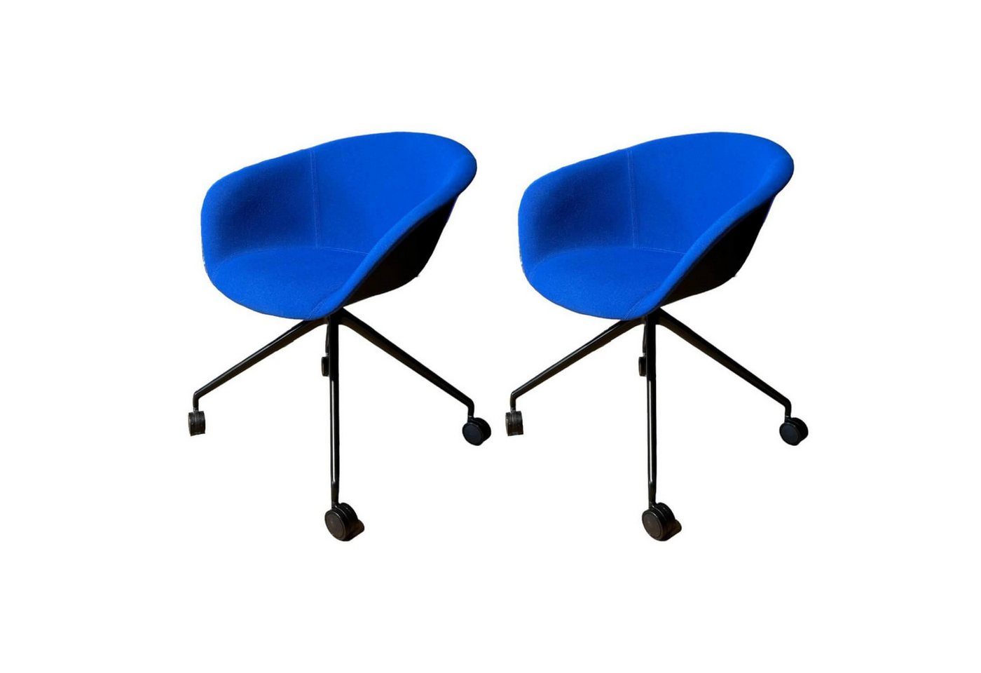 Arper Essgruppe 2-er Set Armlehnsessel Duna 02 4217 Stoff Jet Fidvi Blau Gestell Arper Essgruppe 2-er Set Armlehnsessel Duna 02 4217 Stoff Jet Fidvi Blau Gestell von Arper