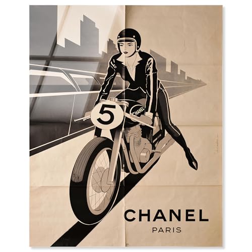 Chic Velocity Acryldruck, Retro-Mode-Dekor von Art Remedy, fertig zum Aufhängen, 24 x 30 cm Chic Velocity Acryldruck, Retro-Mode-Dekor von Art Remedy, fertig zum Aufhängen, 24 x 30 cm von Art Remedy