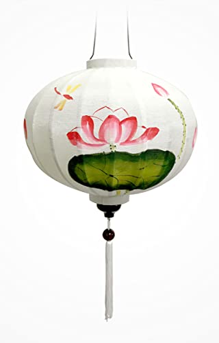 Asiatische Laterne aus Weißem Leinenstoff R - Durchmesser Ø38cm - Handbemalte Laterne mit Motiv Lotusblüten - Dekoration und Kunsthandwerk aus Vietnam (R25-SEN) von Art Saigon
